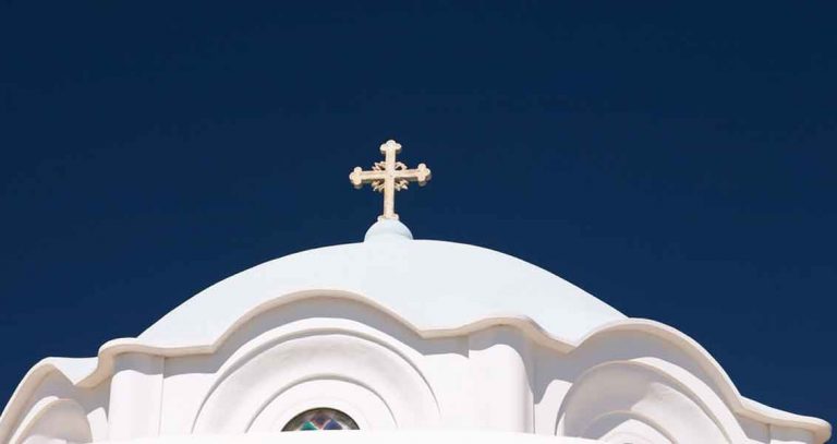 Αποπειράθηκε να αφαιρέσει  το παγκάρι εκκλησίας