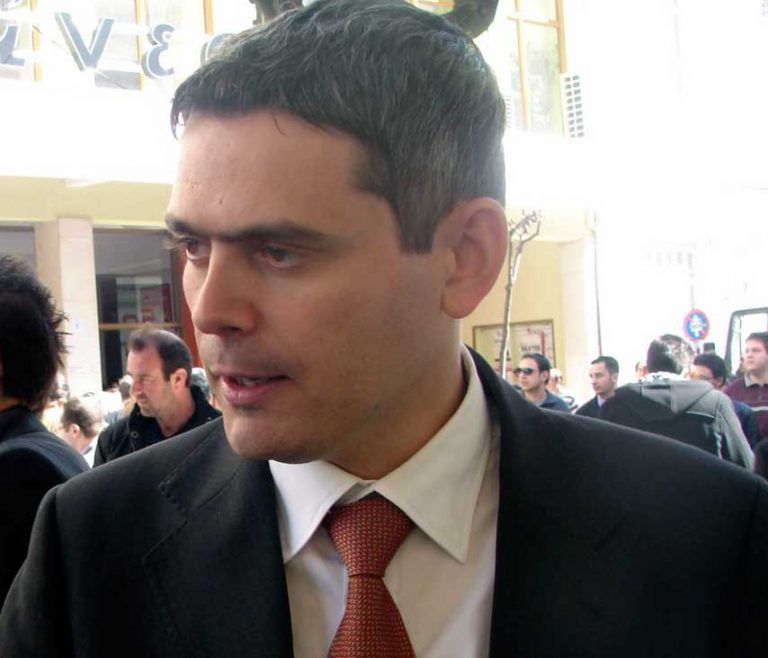 «Άδειασμα» Καραγκούνη  από επίσημα χείλη – Μαρία Σπυράκη: Ατυχή τα περί Πινοσέτ