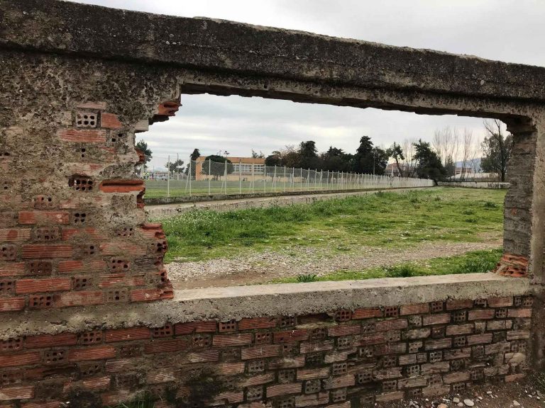 Τρύπες…με θέα στο Δ.Α.Κ Αγρινίου
