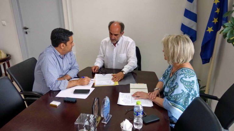 Συνάντηση Κατσιφάρα-Παπαναστασίου με έμφαση στα έργα που βελτιώνουν την ποιότητα ζωής