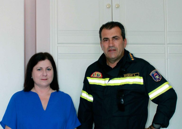 Συνάντηση Μαρίας Τριανταφύλλου με Διοικητή Πυροσβεστικών Υπηρεσιών Αιτωλοακαρνανίας