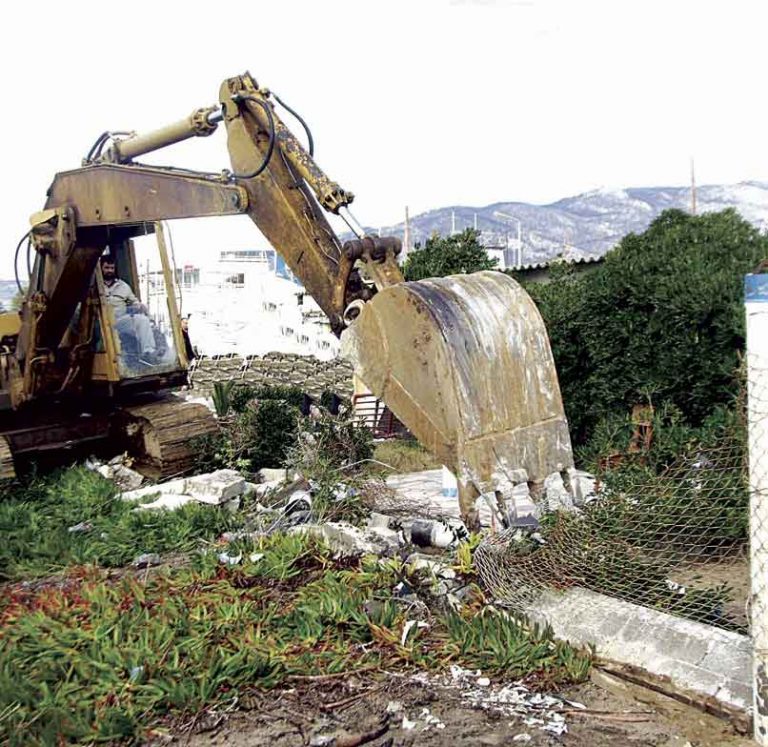 Κατεδαφίζονται 35 αυθαίρετα στην Τουρλίδα Μεσολογγίου