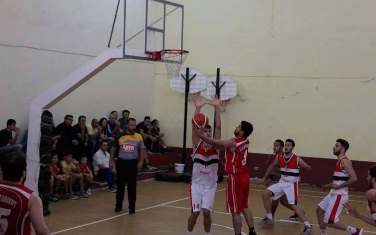 Τιμητική διάκριση  από τον Α.Γ.Ο. «Γρηγόρης Λιακατάς» στον δήμαρχο Μεσολογγίου Ν. Καραπάνο