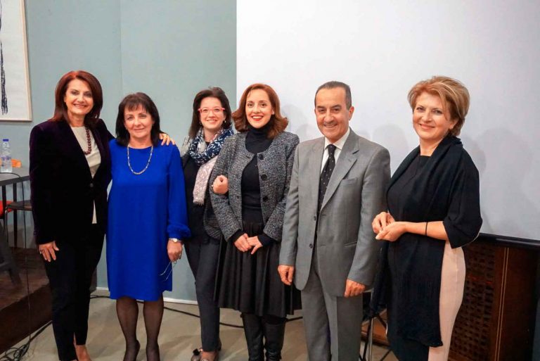 Παρουσιάστηκε στο Αγρίνιο το «ΔΙΑΔΡΟΜΕΣ ΠΑΡΑΛΛΗΛΕΣ»