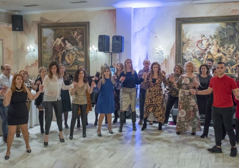 Με μεγάλη συμμετοχή  πραγματοποιήθηκε ο ετήσιος χορός του Λαογραφικού Ομίλου της ΓΕΑ [ΦΩΤΟ]