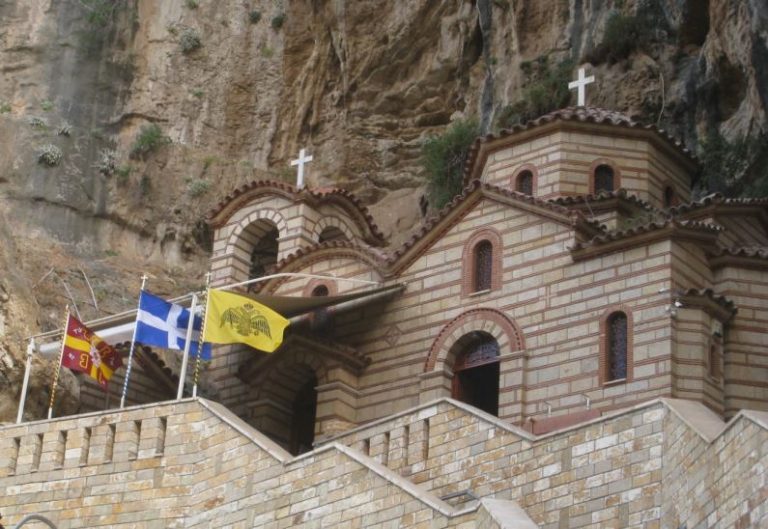 Γιορτάζει και πανηγυρίζει η Αγία Ελεούσα Κλεισούρας